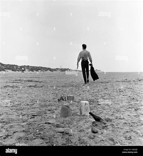 Cliff Richard, Blackpool beach, Lancashire. 6th June 1963 Stock Photo ...