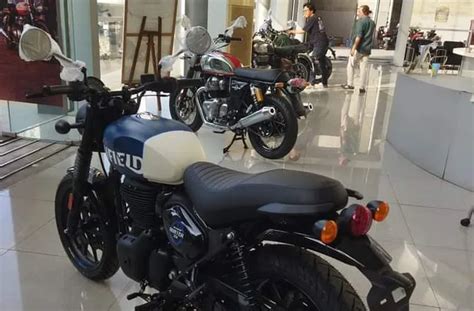 Hadi Di Indonesia Dengan Gaya Retro Royal Enfield Resmi Luncurkan