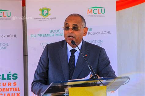 C R Monie De Remise Symbolique De Cl S Aux Souscripteurs Au Programme