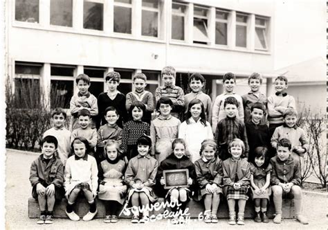 Photo De Classe Classe De CE1 De 1964 ECOLE DU BOURG Copains D Avant