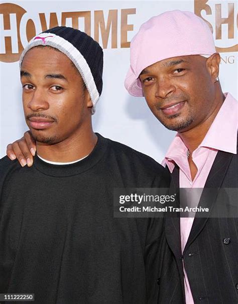 Michael Wayans And Damon Wayans Photos and Premium High Res Pictures - Getty Images