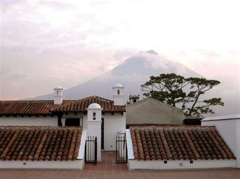 12 Best Hotels In Antigua Guatemala For a Luxury Stay