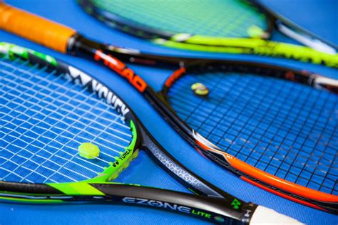 Best Tennis Rackets In 2023: Top 5 Frames Most Recommended By Experts ...