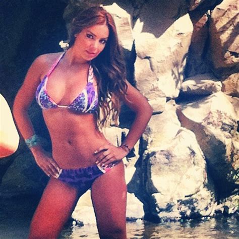 Naked Added By Pepelepu