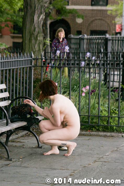 Nude In San Francisco Exhibitionist Vivian Walking Naked On Brooklyn Promenade Nude In Public