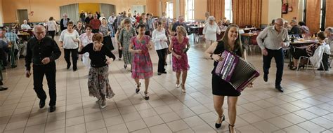 Saint Nizier sous Charlieu 100 participants au premier thé dansant d