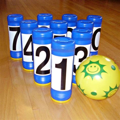 DIY Indoor Bowling Game Kids Activity » Preschool Toolkit