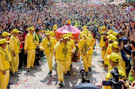 粉紅超跑進喔：白沙屯媽祖北港朝天宮進香活動日期：2024 03 23 登山健行 Beclass 線上報名系統 Online