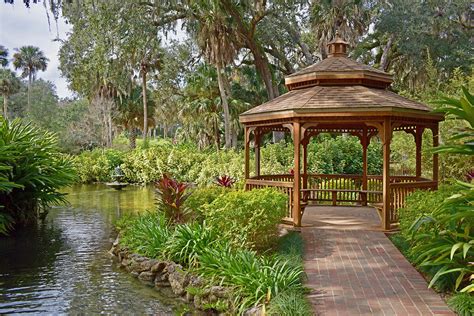 Where Snowbirds Flock Washington Oaks Gardens State Park — Enchanted