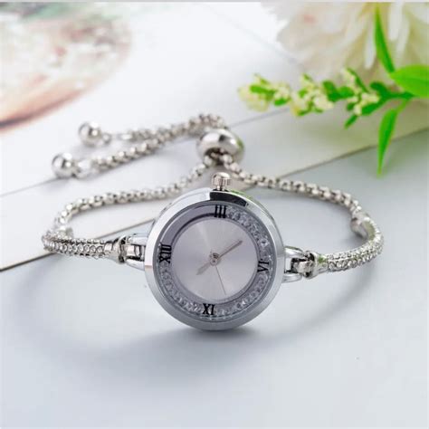 Jual En Ligne Jam Tangan Wanita Model Gelang Serut Crystal Stainless