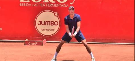 Eduardo Struvay clasificó a cuartos del open de tenis