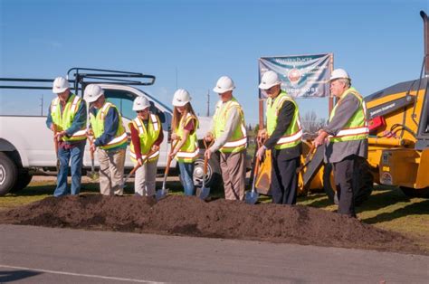 Glen Edwards Middle School Adds New Classroom, Lab and Art Space ...