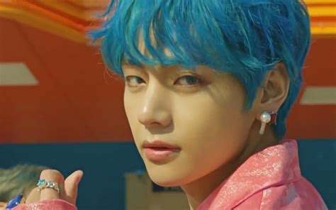 Bts V Blue Hair Wallpapers Wallpaper Cave