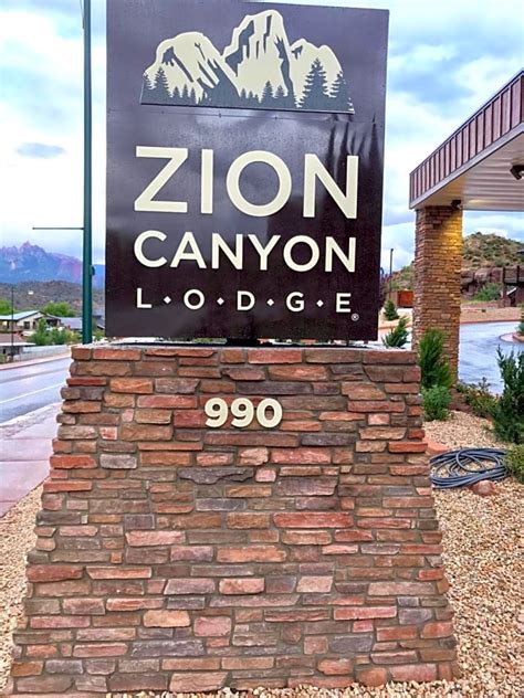 Zion Canyon Lodge | Reservations Center