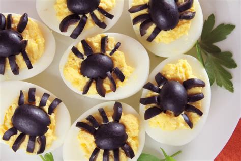 Spooky Spider Deviled Eggs Delicious As It Looks