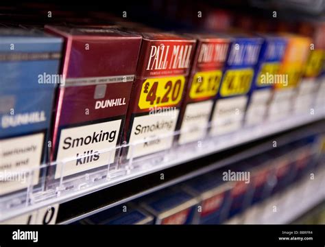 British cigarettes hi-res stock photography and images - Alamy