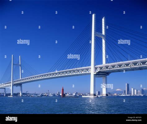 Yokohama Bay Bridge YOKOHAMA JAPAN Stock Photo - Alamy