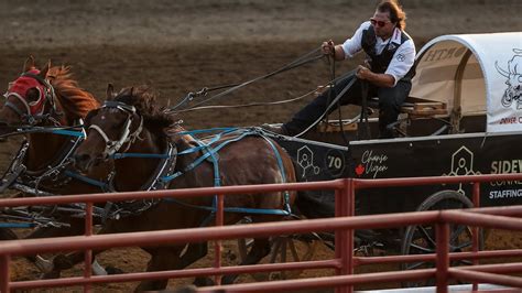 Fastest Heat From Night Of World Professional Chuckwagon Racing At