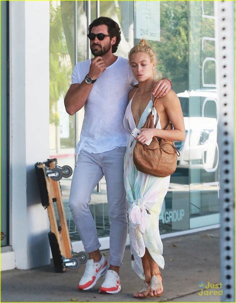 Maksim Chmerkovskiy & Peta Murgatroyd Lunch At Cecconi's After CNBC Special Debuts | Photo ...