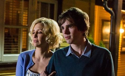 Bates Motel Dylan And Norma