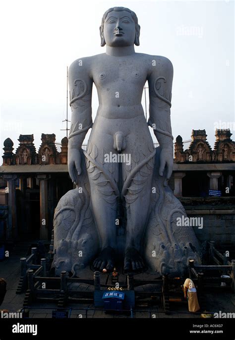 STATUE OF GOMATESHWARA IN SHRAVANABELAGOLA KARNATAKA Stock Photo - Alamy