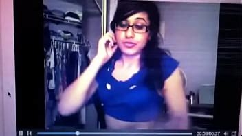 Indian GF Teases And Dances XVIDEOS