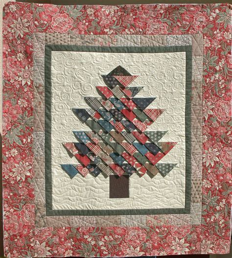 Prairie Point Christmas Tree Quilt I Made This Quilt In 20 Flickr