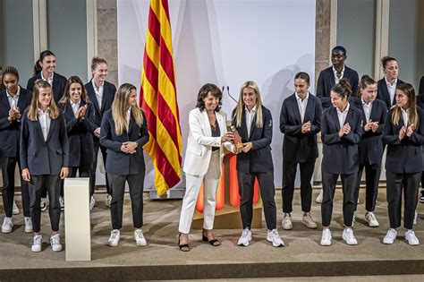 Alexia Putellas alza la voz en un día histórico para el Barça femenino