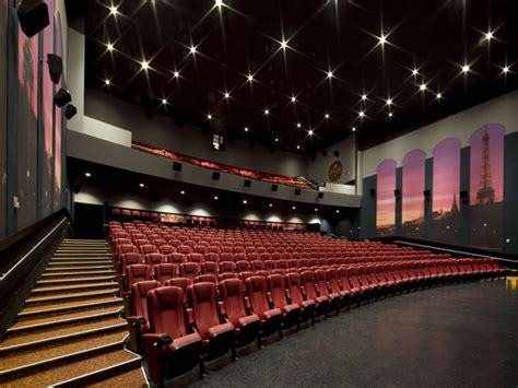 Muvico Theaters at the Oaks — Behr Browers Architects Inc.