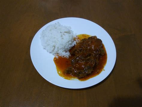 Pressure Cooker Rabo Encendido (Oxtail Stew) | The Broke Baker