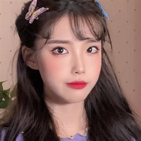 Hot girl Trung Quốc nổi lên vì có ngoại hình giống IU Follower tăng gấp lần sau năm