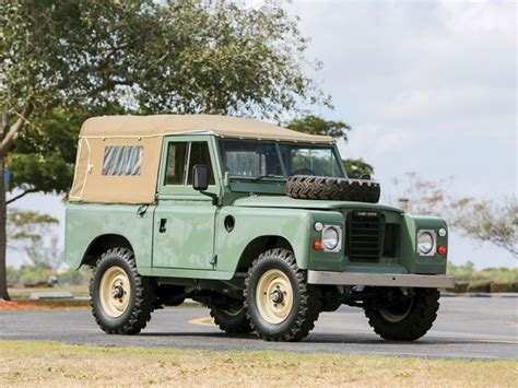 1973 Land Rover Series Iii 109 Values Hagerty Valuation Tool®