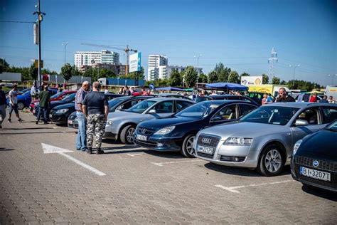 Takie samochody można kupić od komornika w Kujawsko Pomorskiem To są