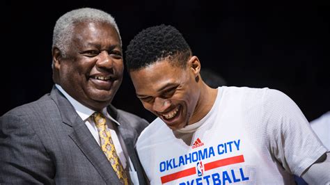 Video Oscar Robertson Calls Russell Westbrook Mvp In Triple Double Record Celebration Def Pen