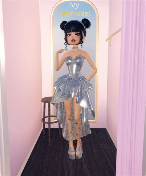 20 Best Outfit Ideas For The Dress To Impress Diamond Diva Theme