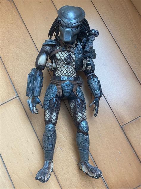 Hot Toys Mms Predator Figure Hottoys Mms Carousell