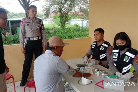 Polda Sultra Tes Urine Sopir Angkutan Mudik Di Terminal Baruga Kendari