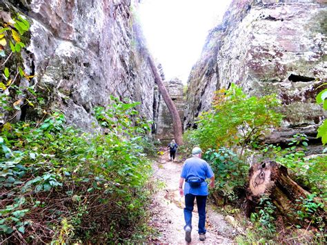 Chuck's Adventures: Hiking Giant City State Park in Illinois