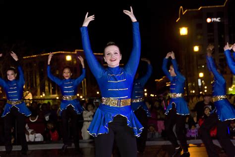 Hollydazzle 2012 Newport News City Center Virginia Acad Flickr