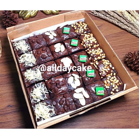 Jual Fudgy Brownies Shiny Crust Isi Pcs Camilan Kue Coklat Tanpa