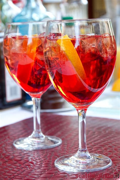 Cocktail La Ricetta Migliore Dello Spritz Con Aperol Campari O Cynar