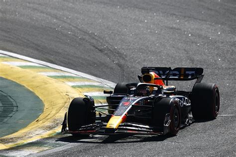 F Verstappen Nella Torcida Davanti A Norris E Super Alonso