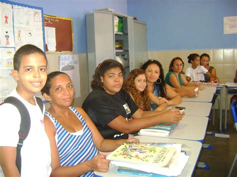 ESCOLA ESTADUAL PRESIDENTE KENNEDY: Reunião de pais