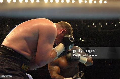 270 Mike Tyson Vs Kevin Mcbride June 11 2005 Stock Photos, High-Res ...