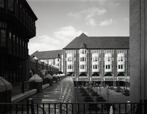 Ealing Broadway Centre London Riba Pix