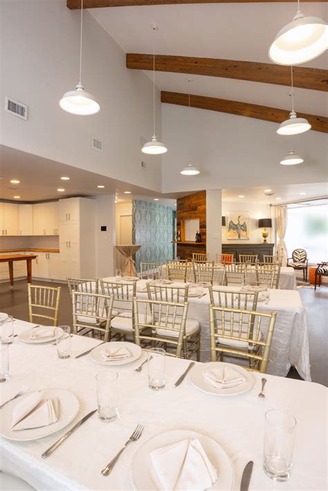 Clubhouse - Cohen's Retreat