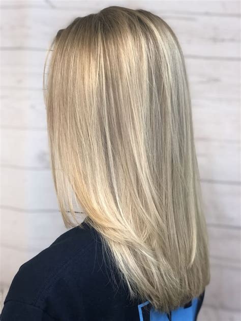 Pin By Sarah T On Hair Styles Straight Blonde Hair Summer Blonde Hair Hair Lengths