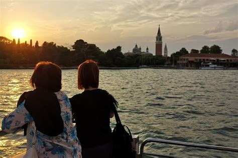 Summer Spritz Party Aperitivo Al Tramonto In Barca A Venezia Oj Eventi