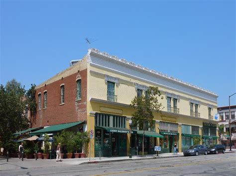 Old Town Pasadena, California Editorial Image - Image of urban, driving ...