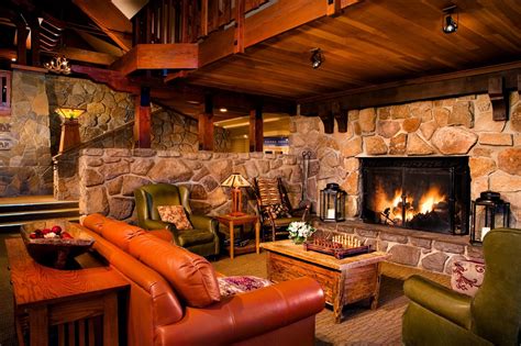 Mammoth Mountain Inn - Discover North America